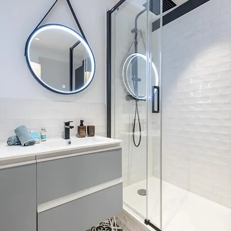 Guidoni - Superb Center