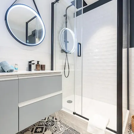 Guidoni - Superb Center